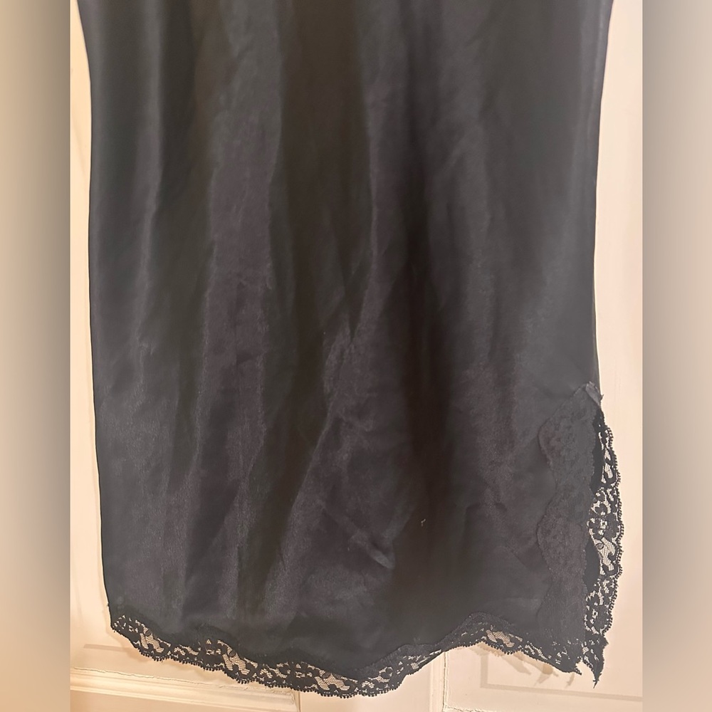 LADIES VICTORIA'S SECRET VINTAGE BLACK SATIN LACE-TRIM TEASE MINI SLIP DRESS - S - Picture 4 of 15